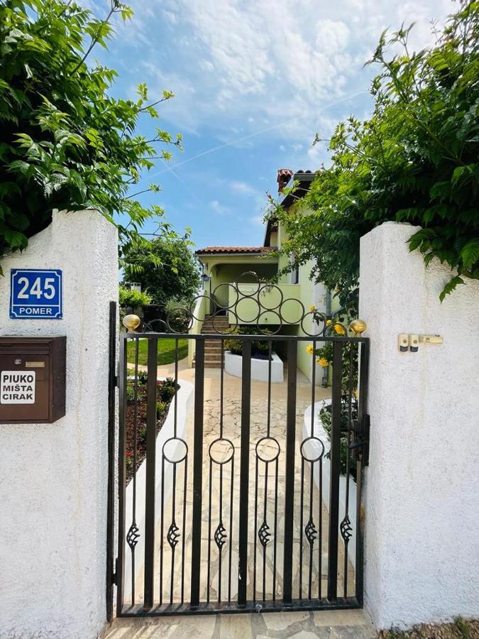 Pomerino Apartmans エクステリア 写真